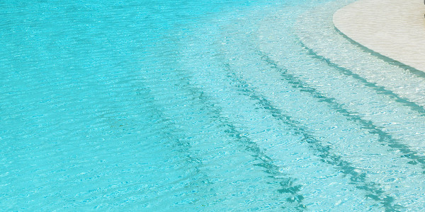 Rehabilitación / Reformas de Casas El Guijo · Instalación de Piscinas